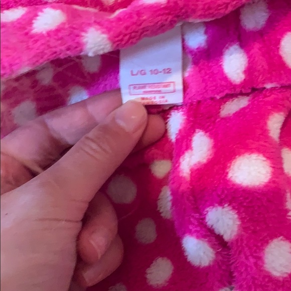 I have enough fuzzy pants in my wardrobe 😂 - Picture 2 of 4